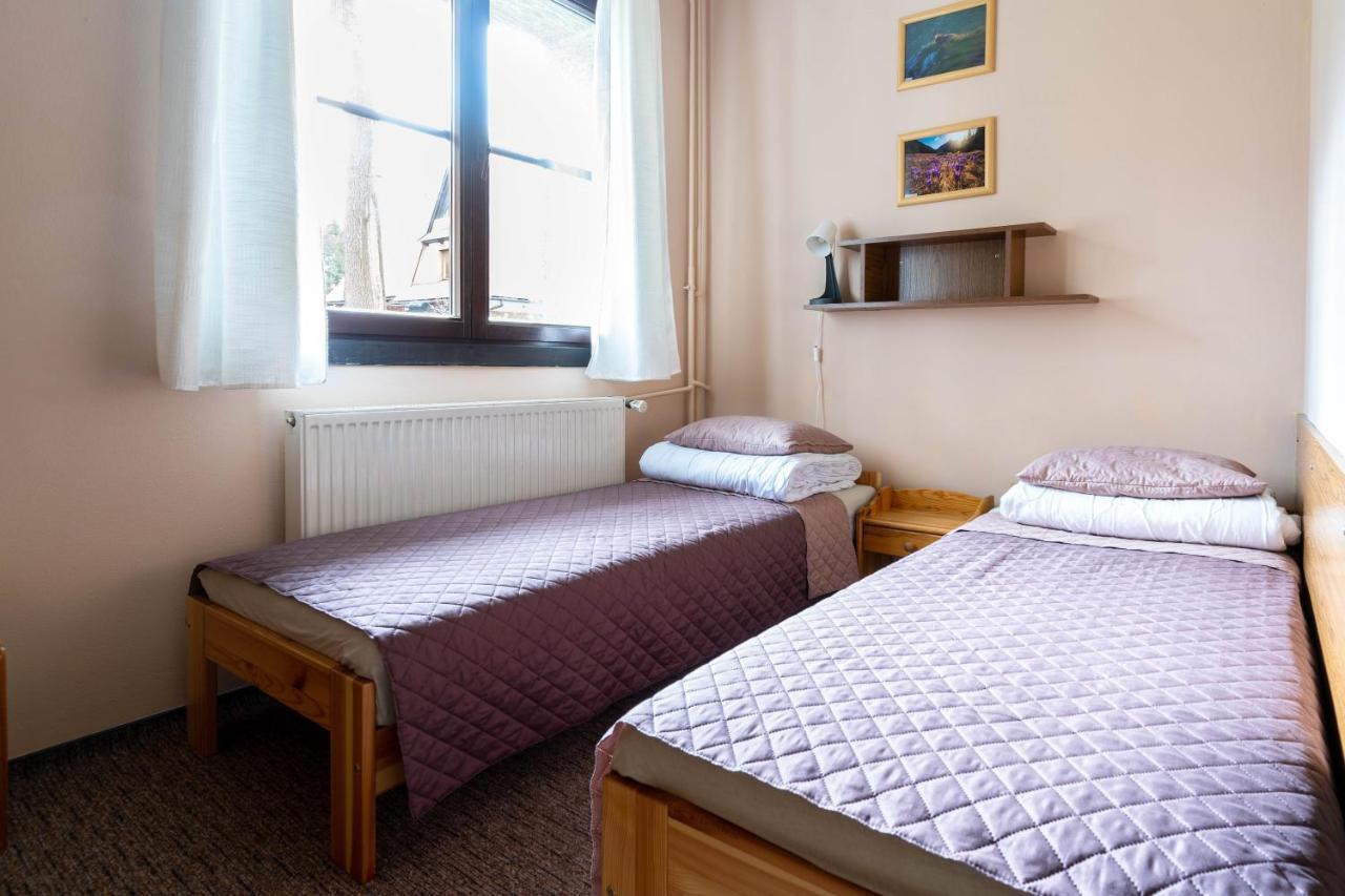 Miedzynarodowe Schronisko Mlodziezowe Ptsm Szarotka Hostel Zakopane Bagian luar foto