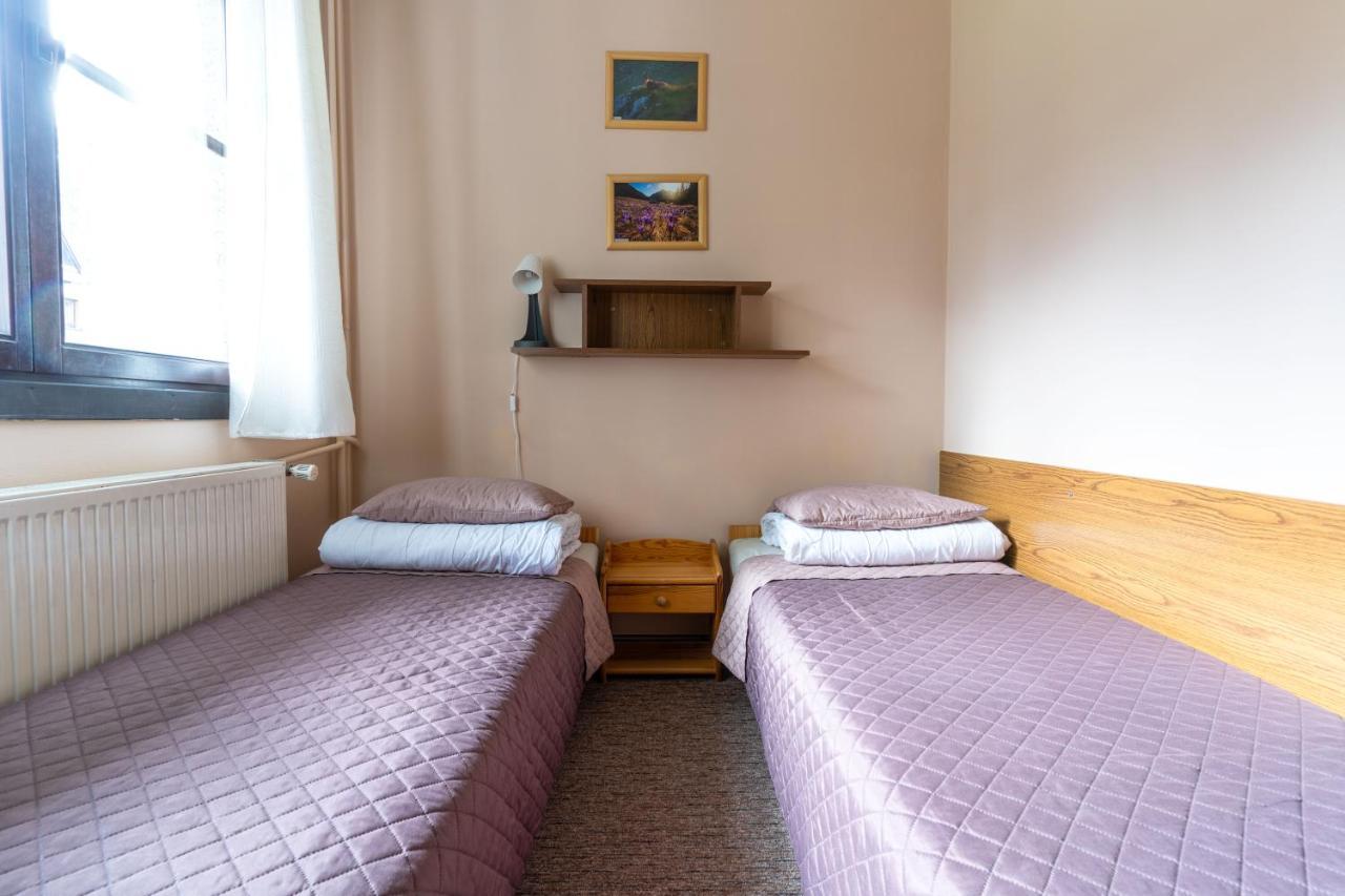 Miedzynarodowe Schronisko Mlodziezowe Ptsm Szarotka Hostel Zakopane Bagian luar foto