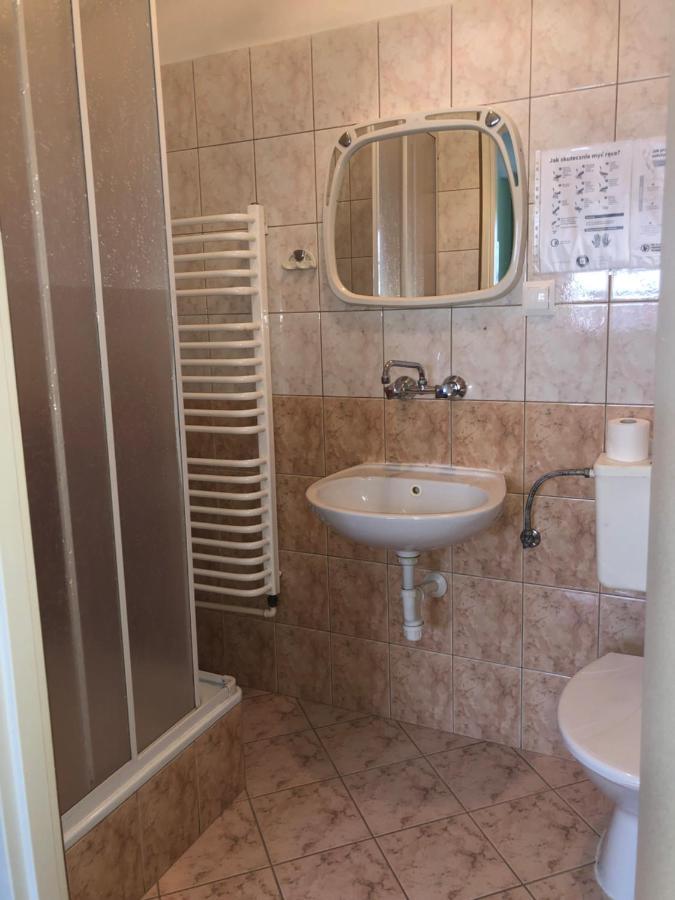 Miedzynarodowe Schronisko Mlodziezowe Ptsm Szarotka Hostel Zakopane Bagian luar foto